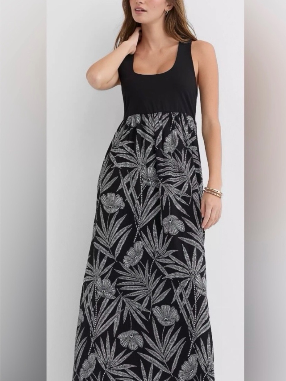 LOFT beach palm mixed media  Maxi Dress with White Floral Print